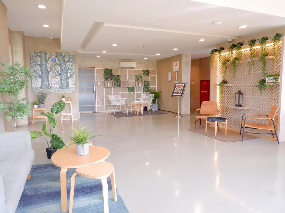 Hotel Swiss-Belexpress Cilegon Exterior foto